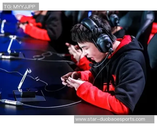 世界大师赛积分榜更新WE战队以98分稳居榜首引发关注