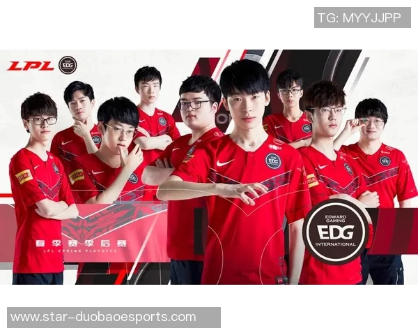 赛后复盘V5与EDG的团队协作分析与战术探讨